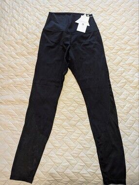 BuffBunny Black High-Waist Mesh Panel Leggings Sz.M